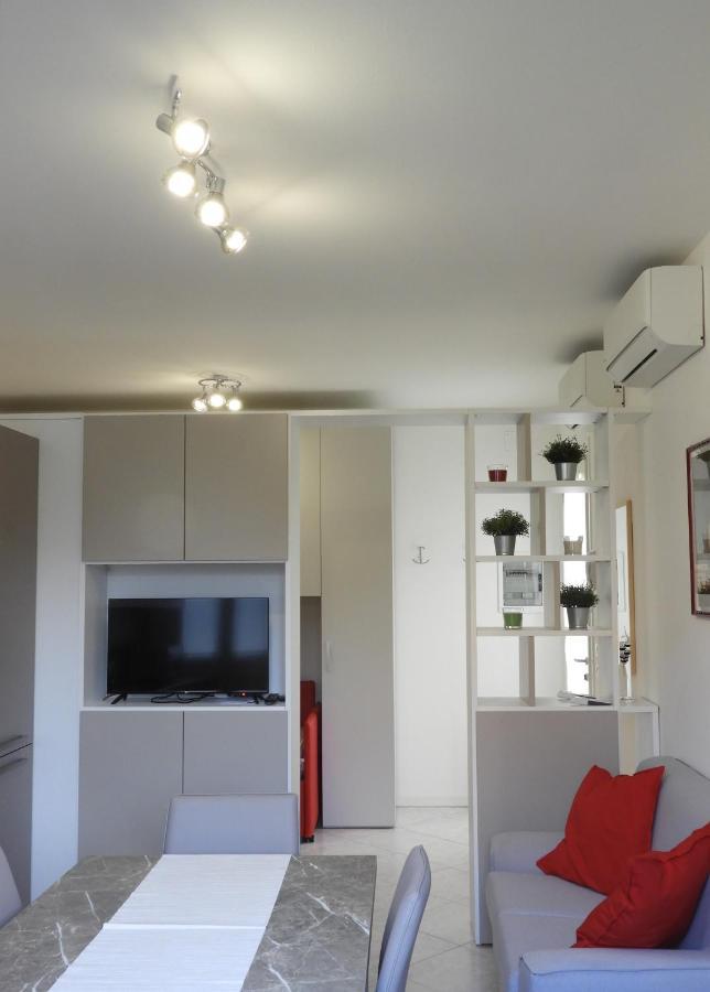 Morena Studio Apartment أسولو المظهر الخارجي الصورة